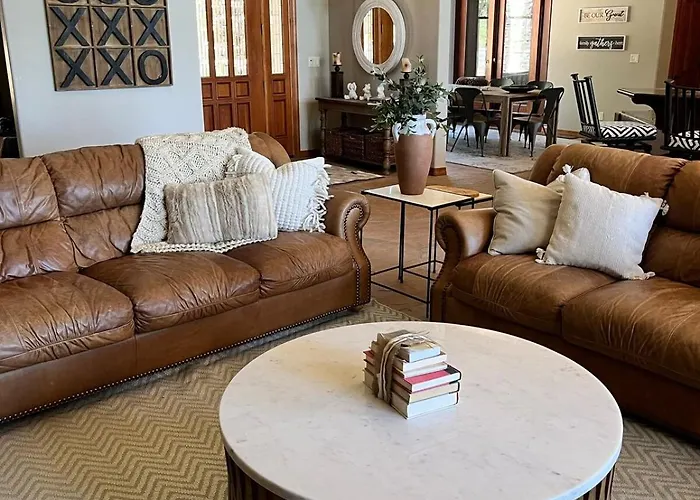 Huge 7 Bedroom In Torreon