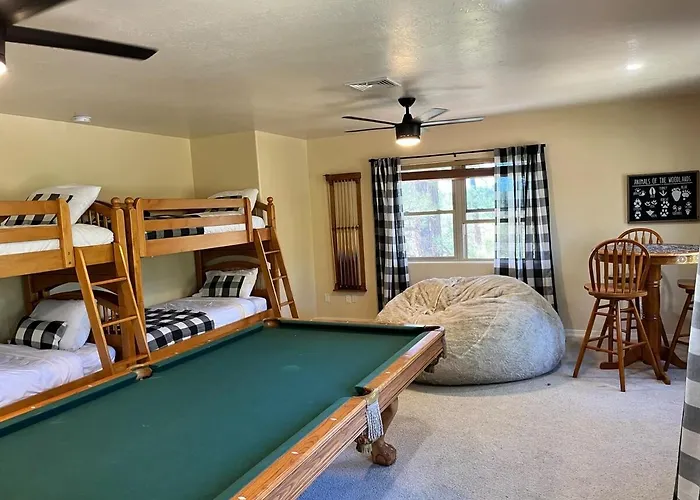 Huge 7 Bedroom In Torreon Holiday home