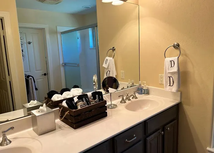 Huge 7 Bedroom In Torreon Holiday home Show Low